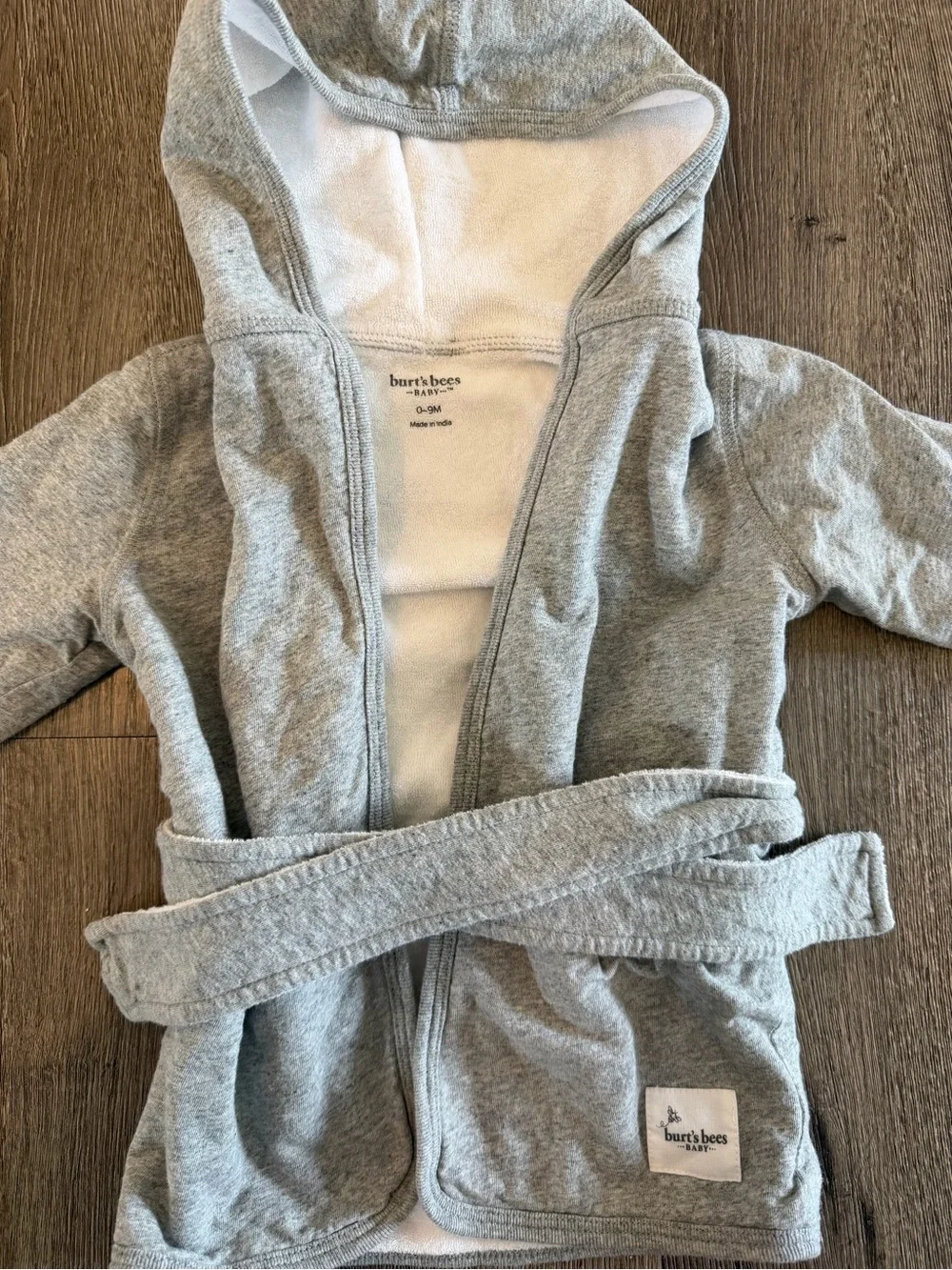 NWOT- Burt's Bees Baby Gray Hooded Bathrobe with White Lining, 0-9M